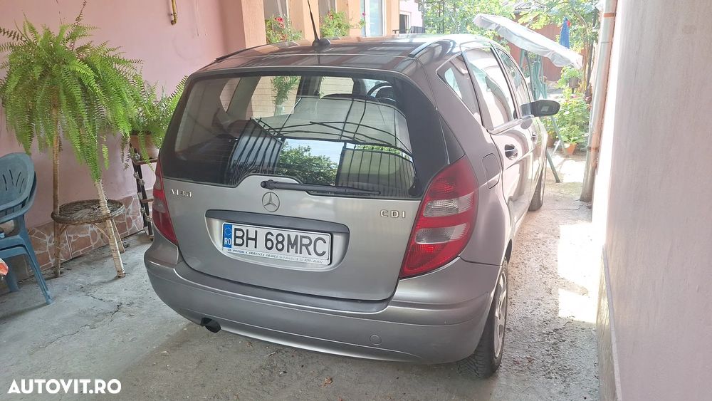 Mercedes-Benz A 180