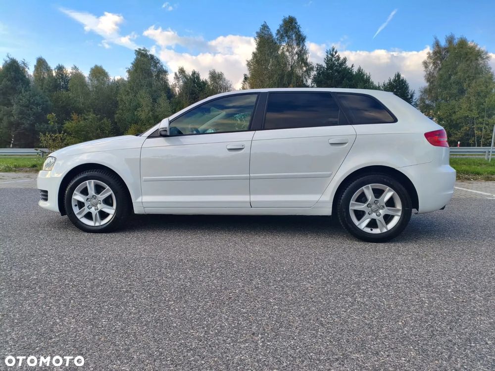 Audi A3 Sportback 1.4 TFSI Attraction - 9