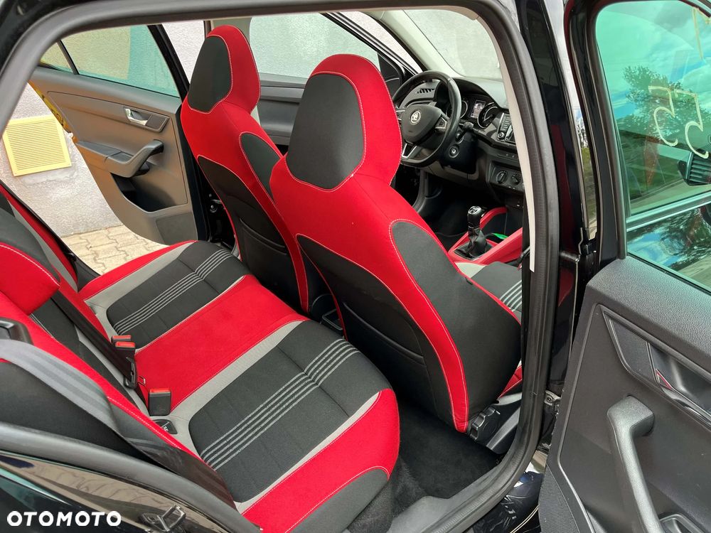 Skoda Fabia 1.0 TSI Monte Carlo - 12