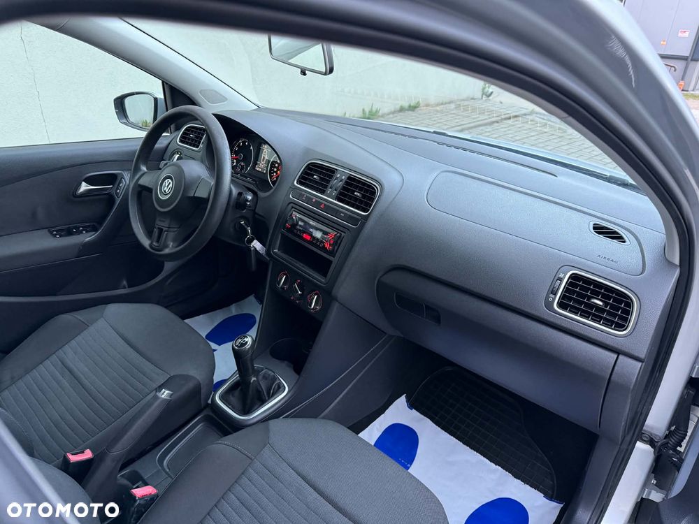Volkswagen Polo 1.6 United - 13