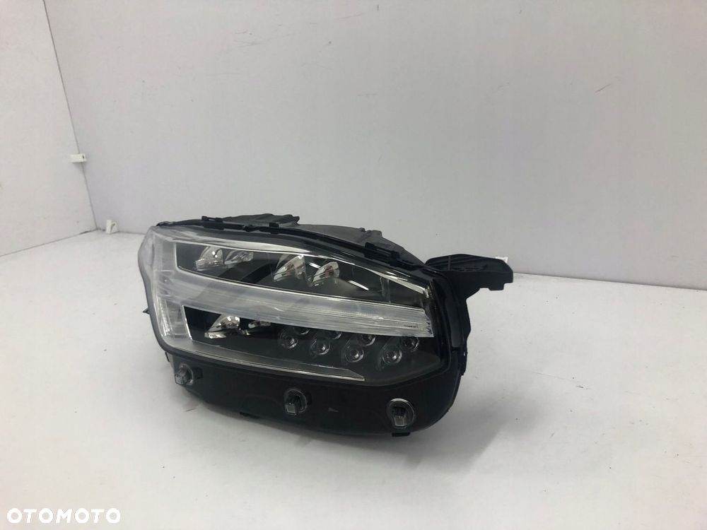 VOLVO XC90 II LIFT FULL LED 5PIN 31655775 LAMPA PRZEDNIA PRAWA - 2