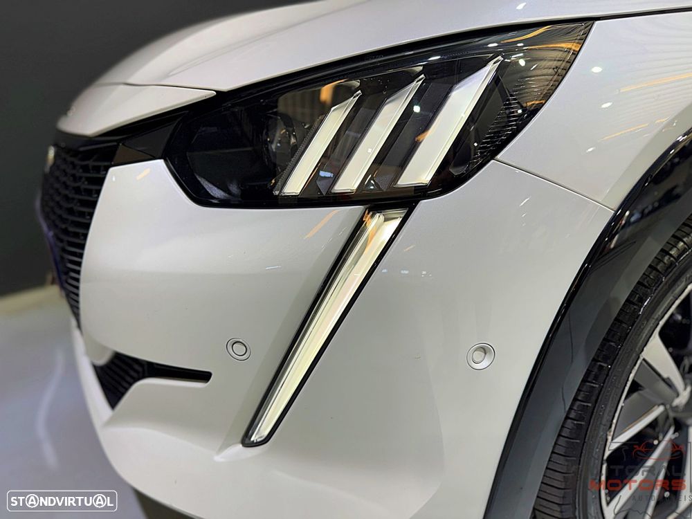 Peugeot 208 1.2 PureTech GT - 5