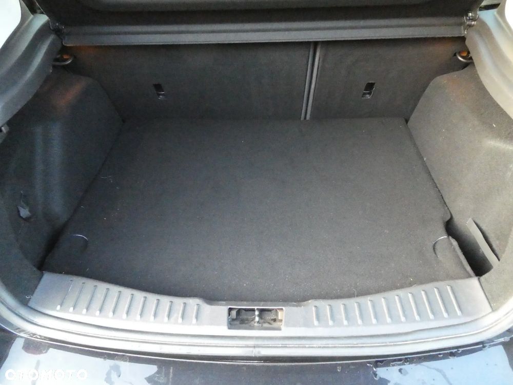 Ford Focus - 21