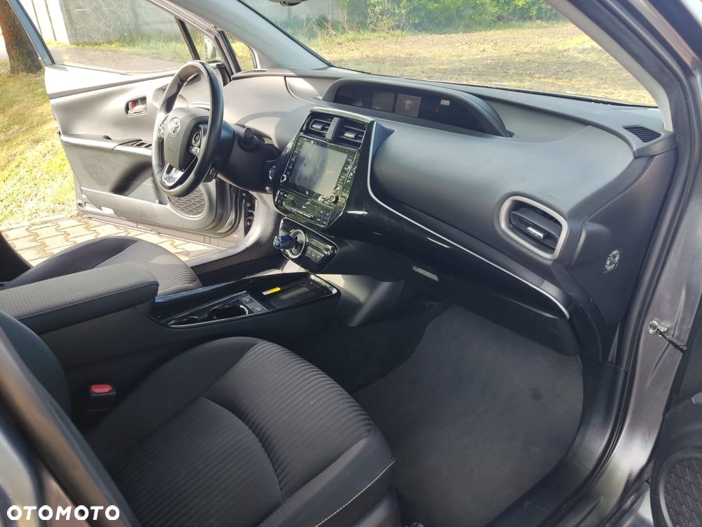 Toyota Prius - 16