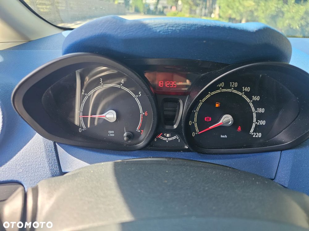Ford Fiesta 1.25 Ghia EU5 - 14