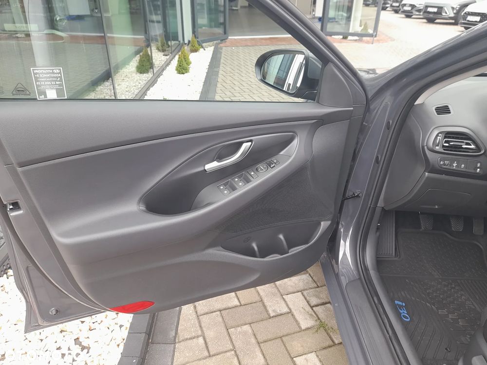 Hyundai i30 1.0 T-GDI Smart - 10