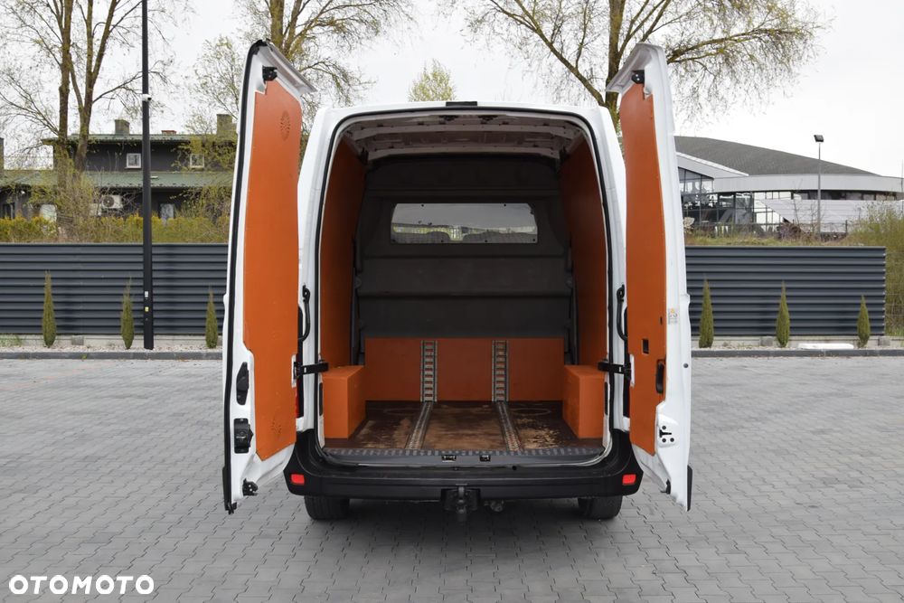 Renault MASTER / 2.3 - 150 KM / BRYGADÓWKA / DOKA / 7 OSOBOWY / DOSTAWCZE / BLASZAK / KLIMA / TEMPOMAT / SPROWADZONY - 18