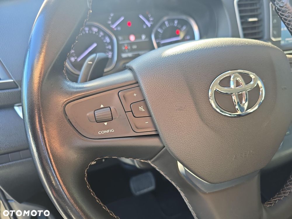 Toyota Proace Verso 2.0 D4-D Long VIP - 22