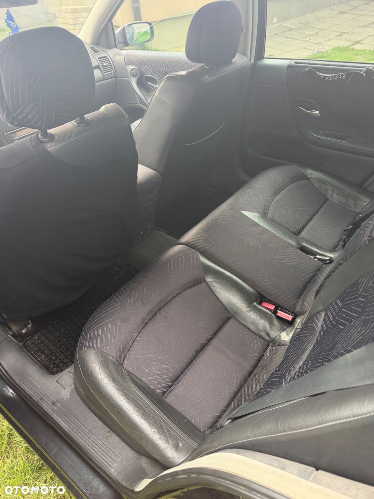 Renault Laguna 1.8 RXE - 14