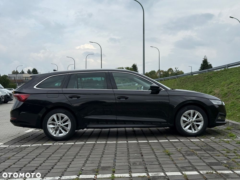 Skoda Octavia 2.0 TDI SCR Style DSG - 7
