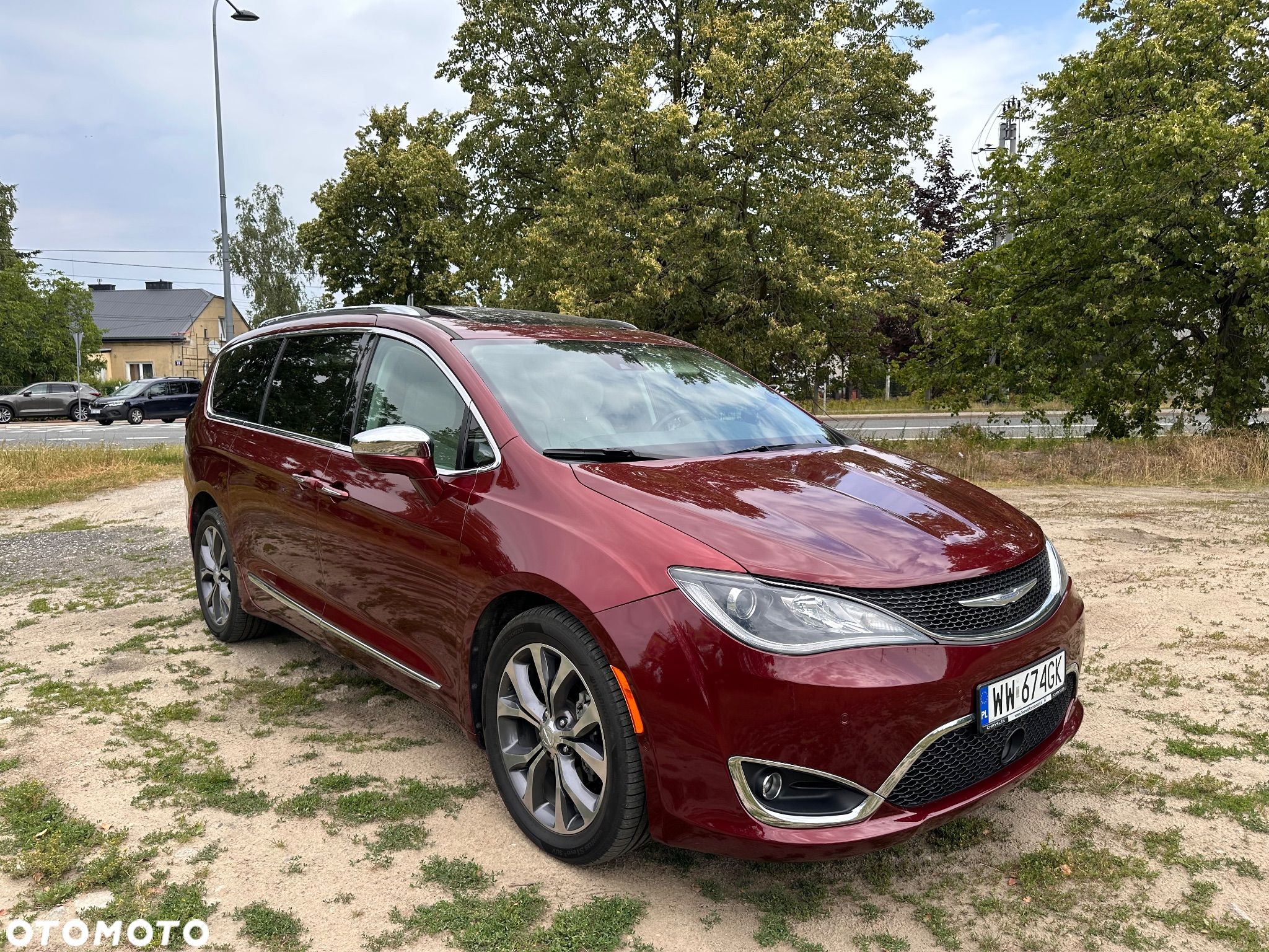 Chrysler Pacifica - 1