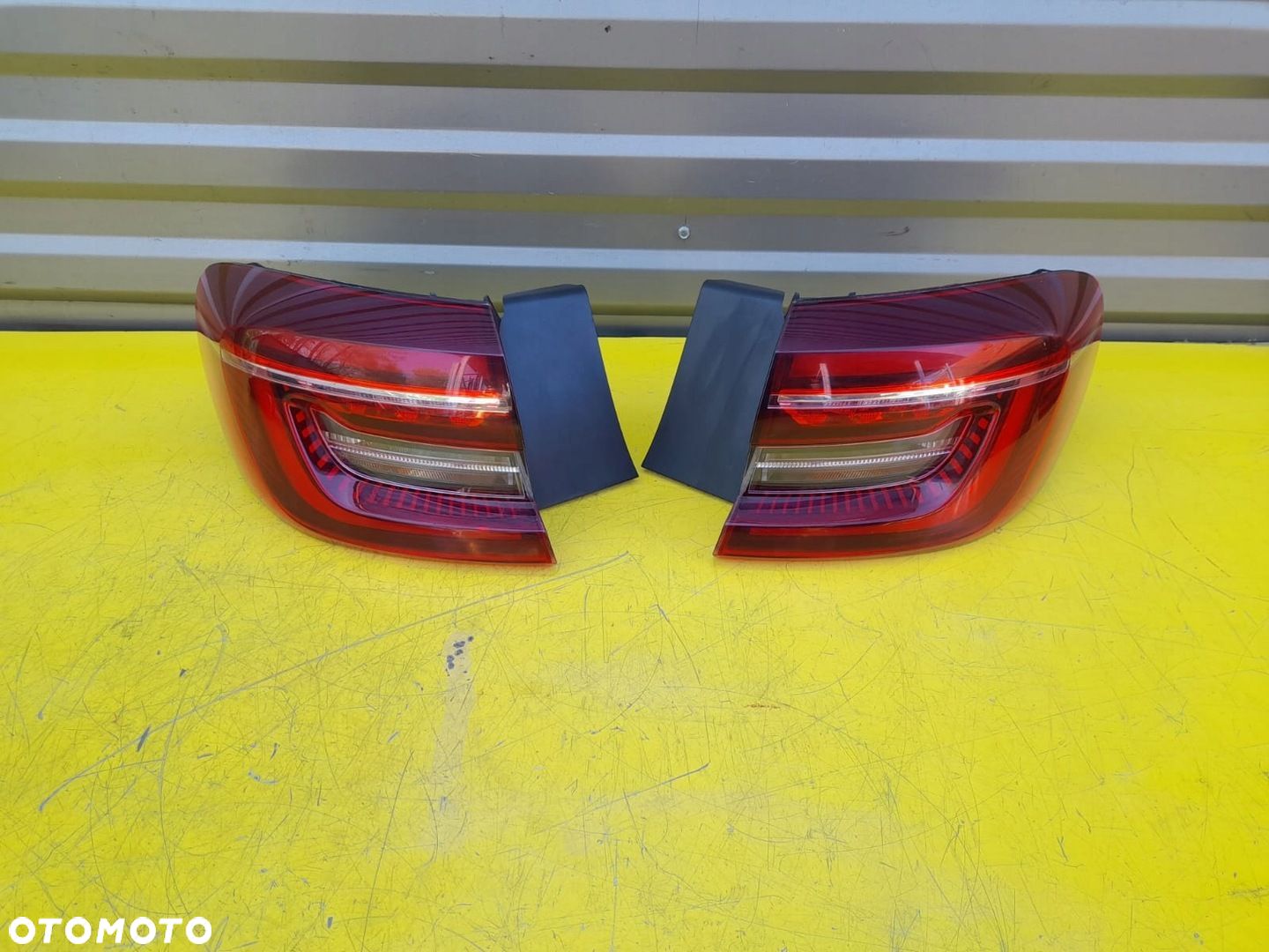 RENAULT CLIO V LAMPA TYŁ PRAWA 265551035R 2655504885R - 1