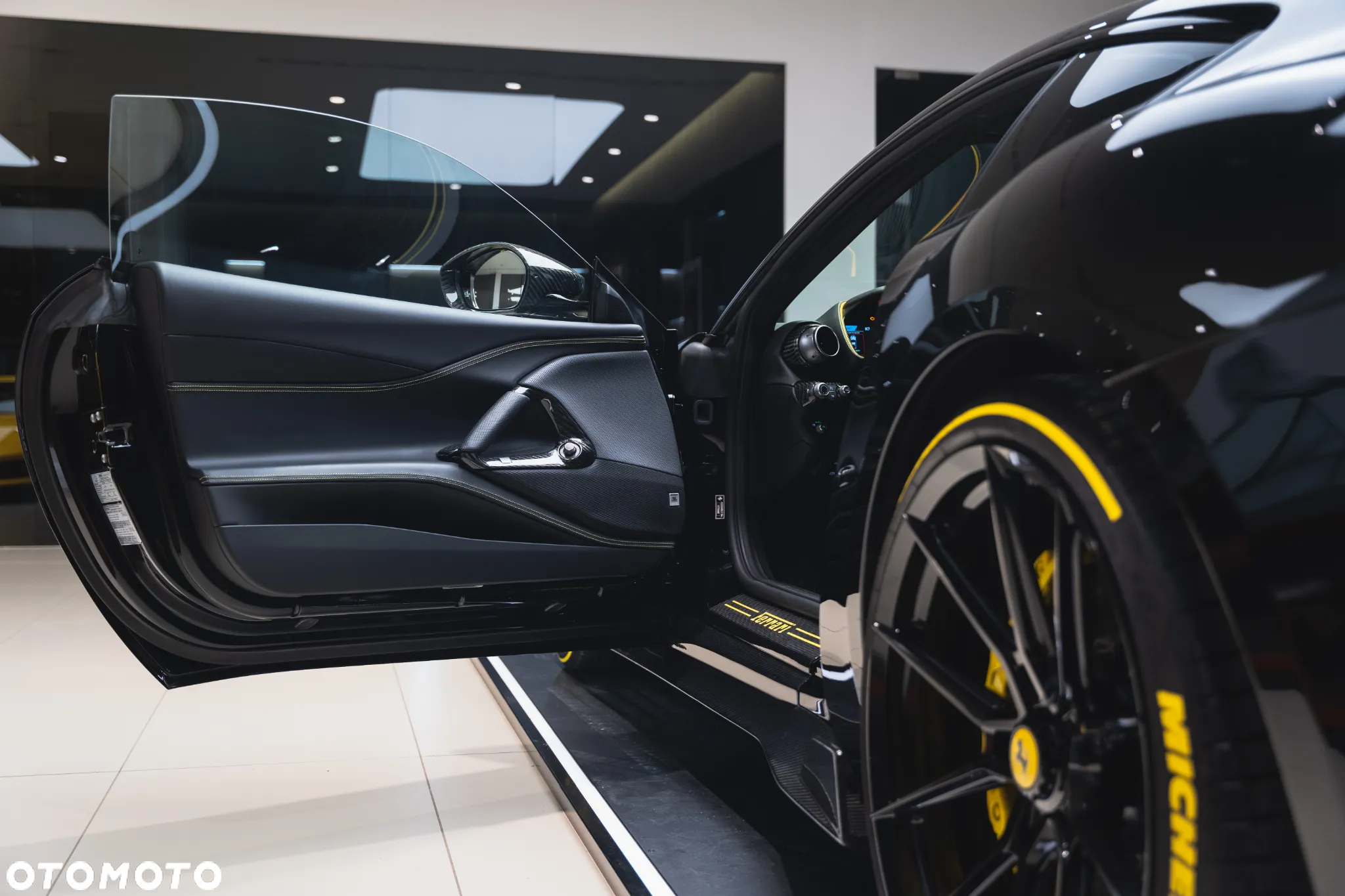 Ferrari 812 Superfast - 9