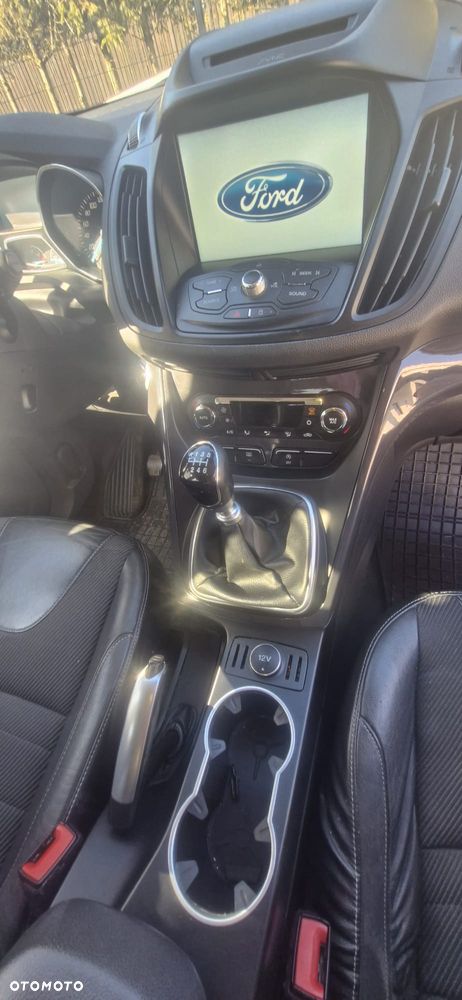 Ford Kuga 2.0 TDCi 2x4 Titanium - 9