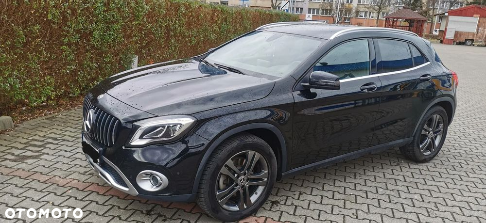 Mercedes-Benz GLA 250 4-Matic AMG Line - 6