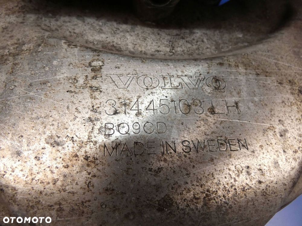 VOLVO XC90 II ZWROTNICA PIASTA LEWY TYŁ TYLNA AWD - 3