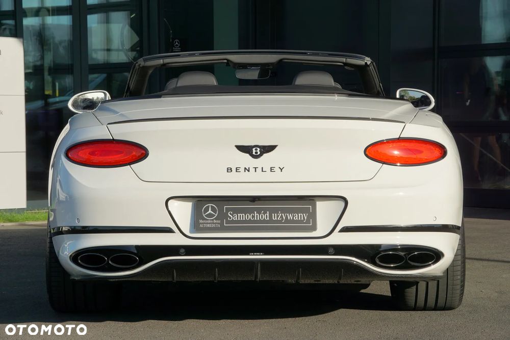 Bentley Continental GT V8 Convertible - 11