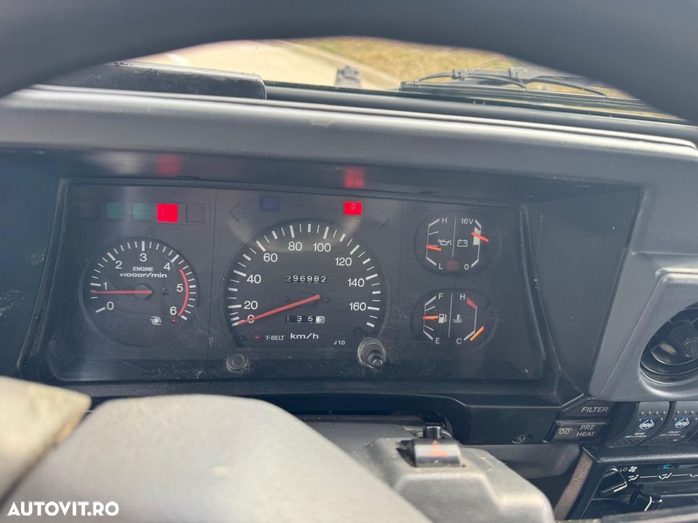 Toyota Land Cruiser - 5
