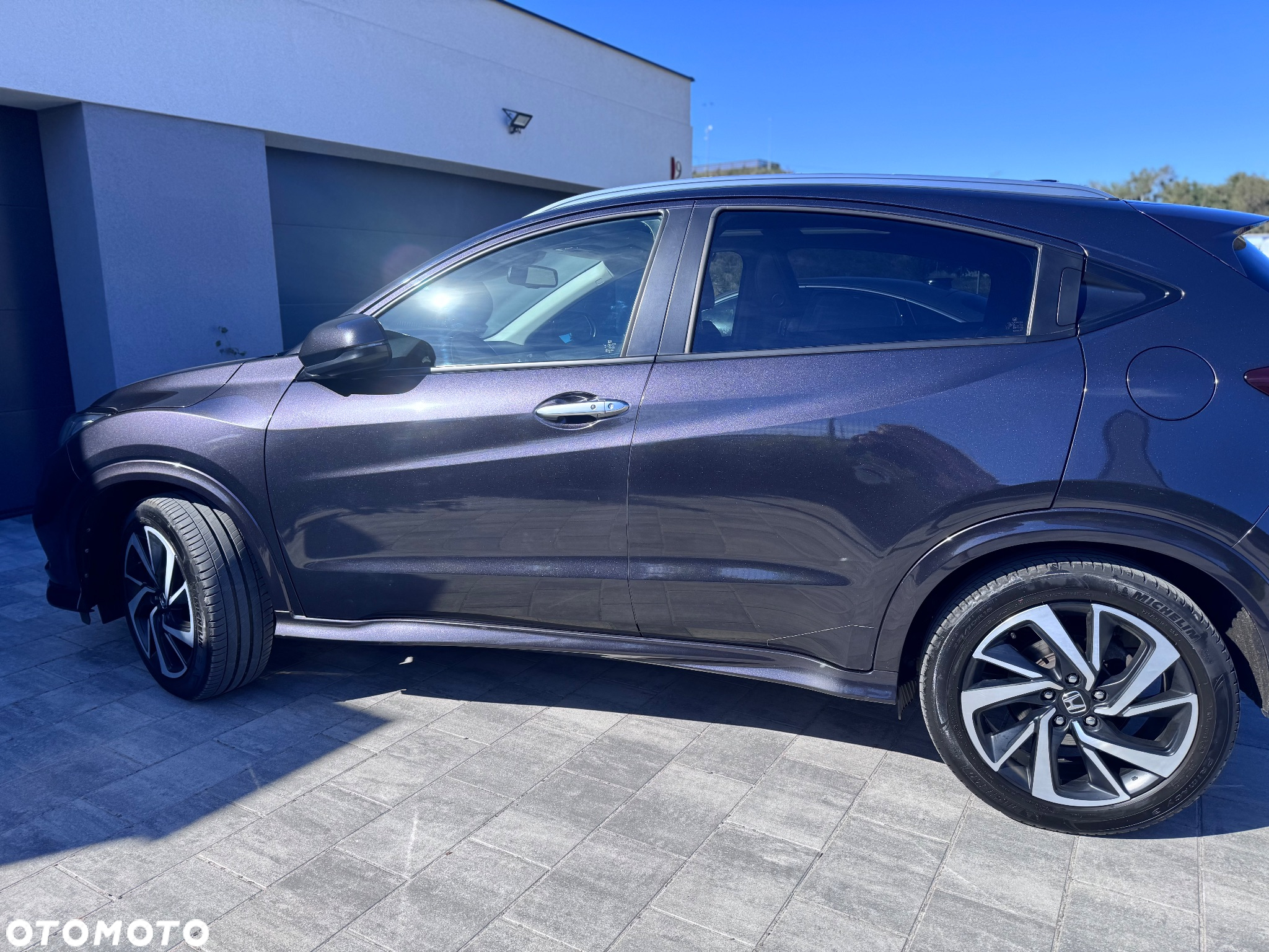 Honda HR-V 1.5 Executive (ADAS / Connect+) CVT - 11