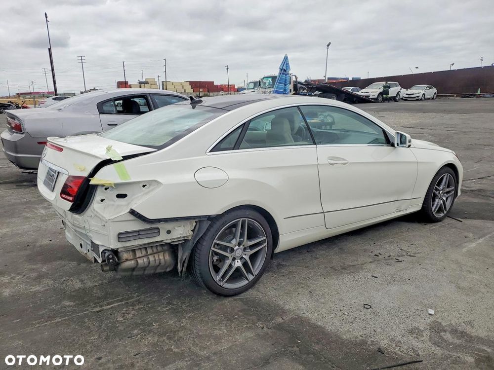 Mercedes-Benz Klasa E - 6