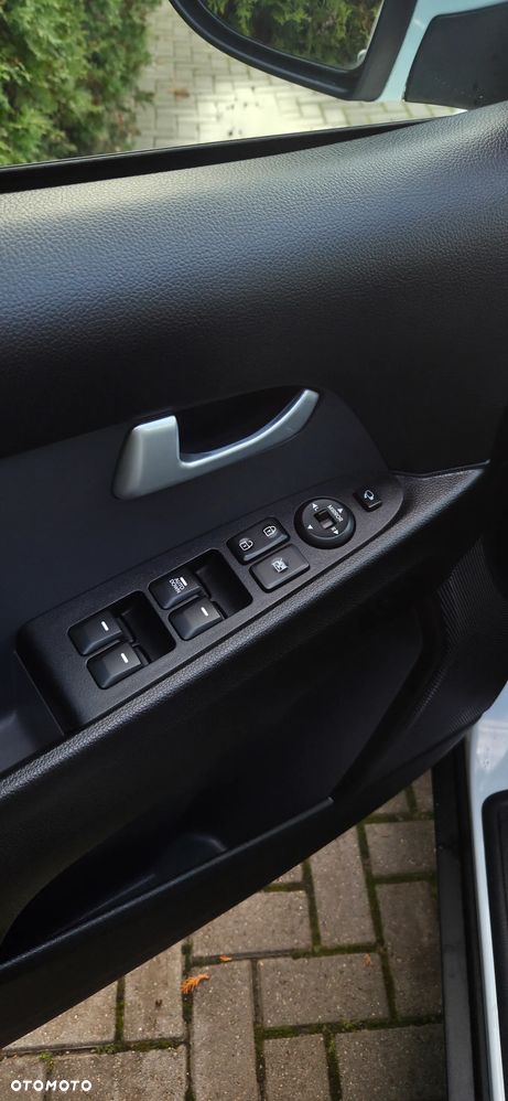 Kia Sportage 1.6 GDI Business Line M 2WD - 24