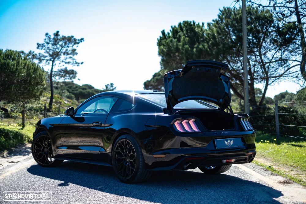 Ford Mustang 2.3i EcoBoost Aut. - 33