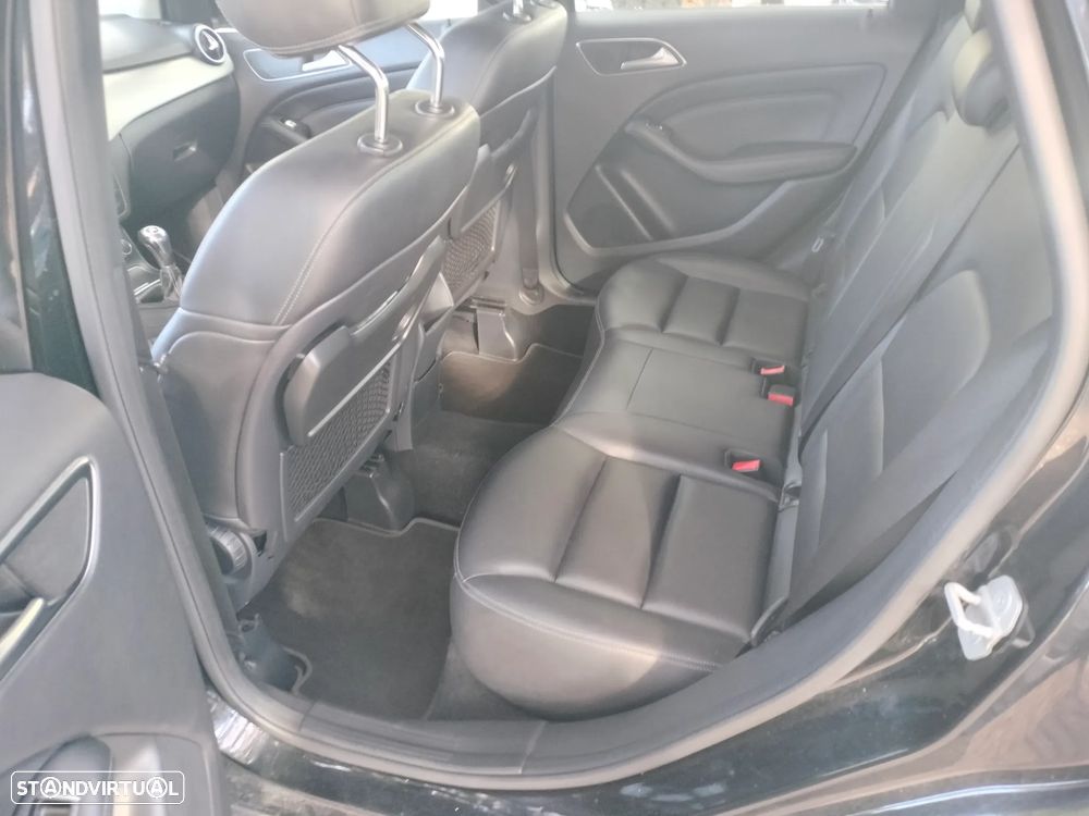Mercedes-Benz B 200 CDI Style - 13