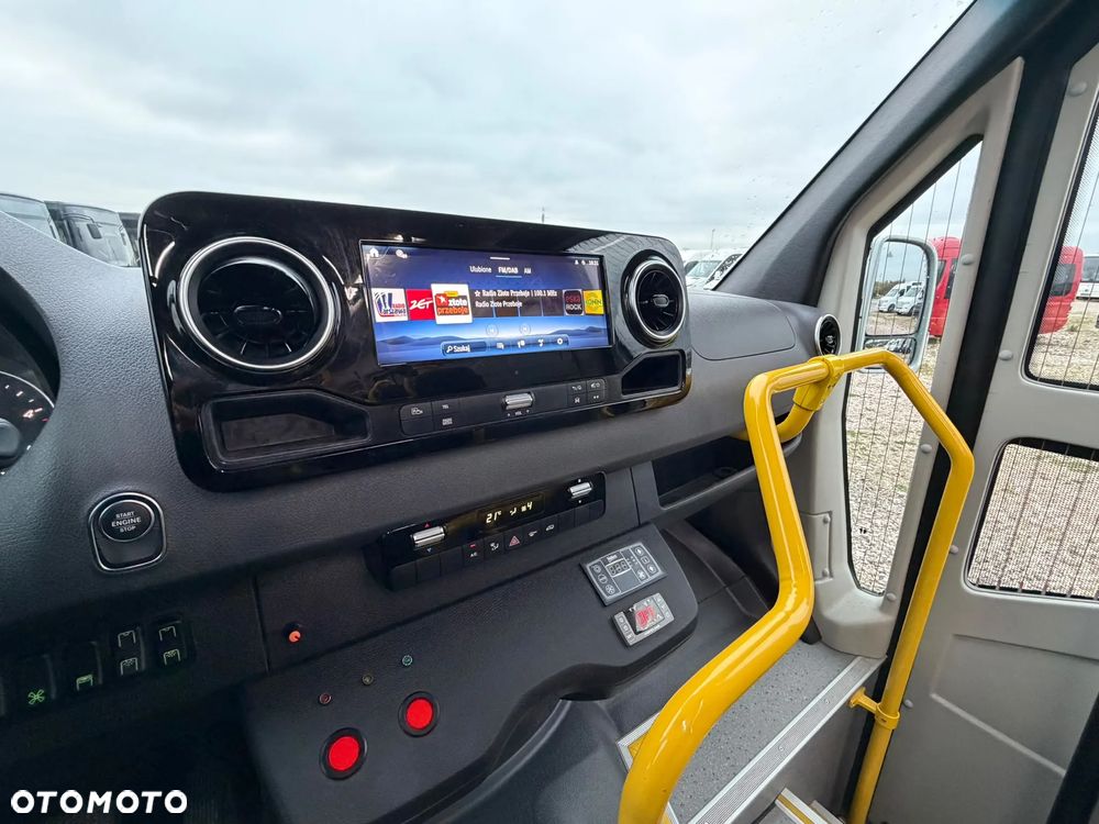 Mercedes-Benz Sprinter 517 - 27