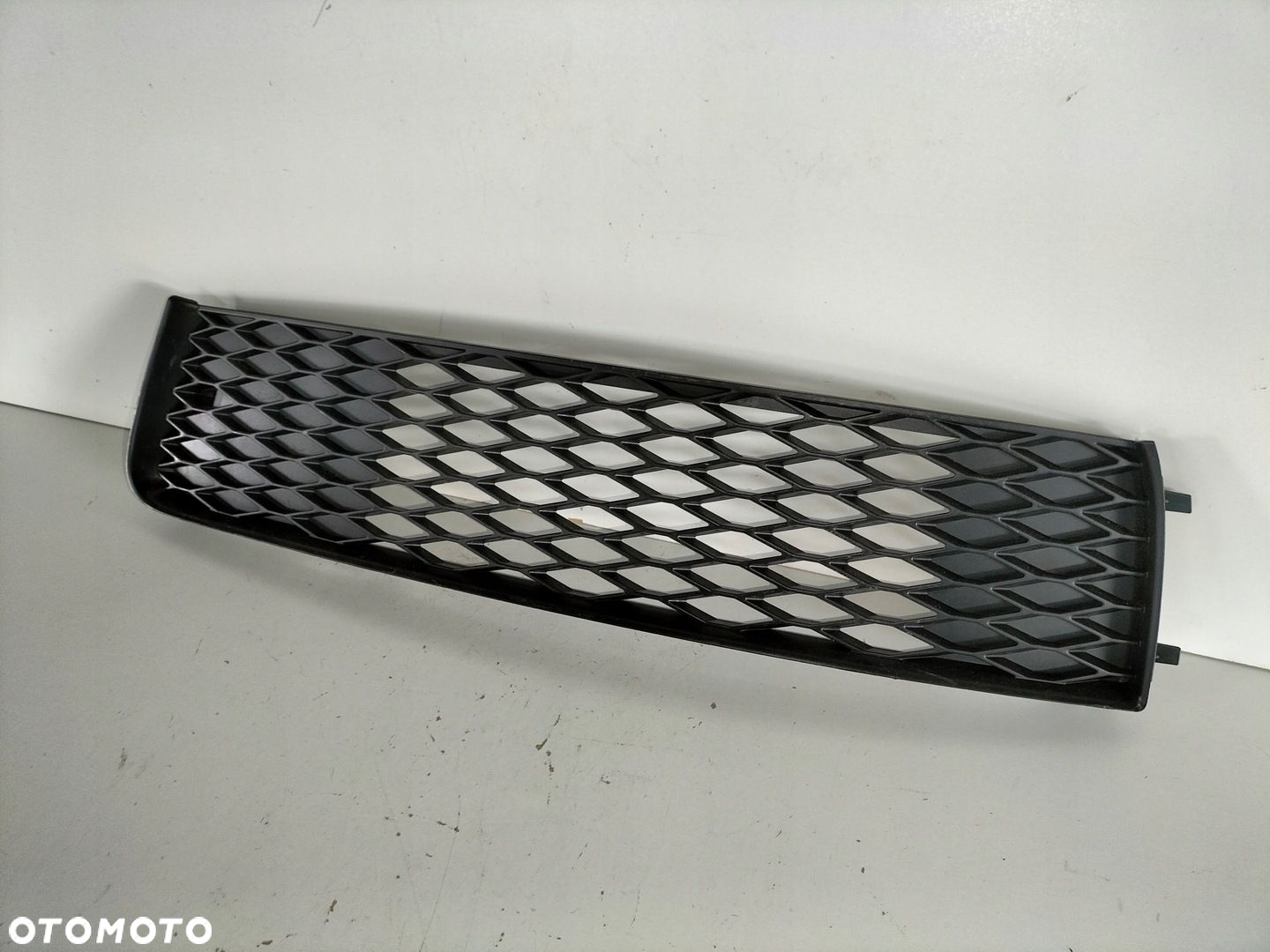 Atrapa kratka zderzaka lewa AUDI Q7 4L0 09- S-LINE - 3