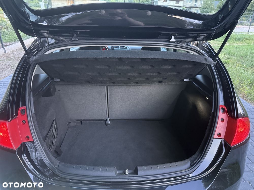 Seat Leon 1.9 TDI Spirit Turbo S - 15