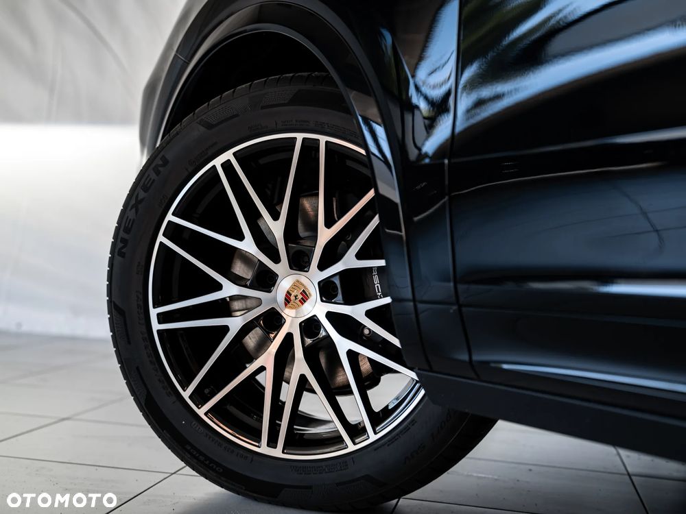 Porsche Cayenne Black Edition - 5