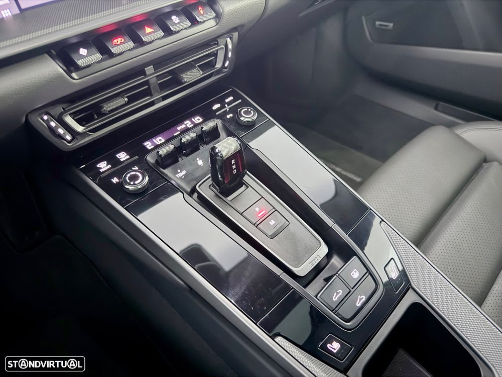 Porsche 911 (992) Carrera PDK - 26