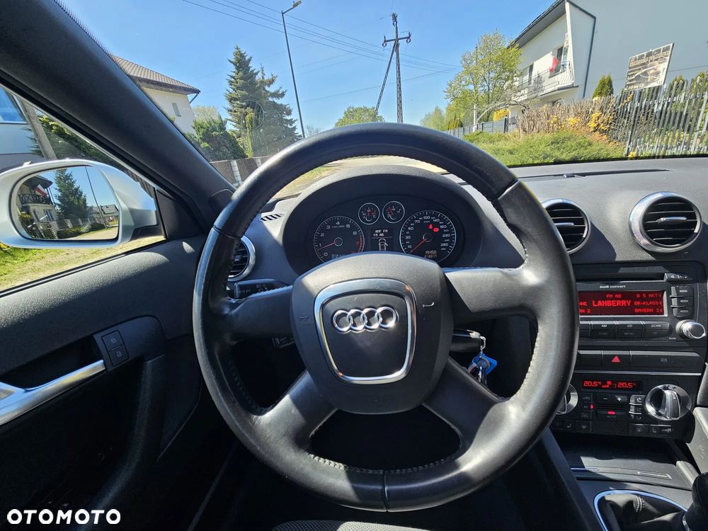 Audi A3 Sportback 1.4 TFSI Ambiente - 11