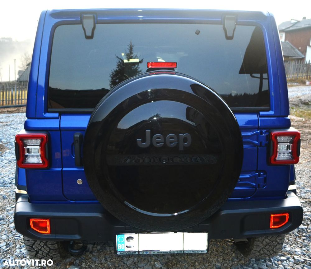 Jeep Wrangler - 5