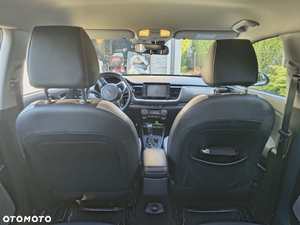 Kia Stonic 1.4 L - 7
