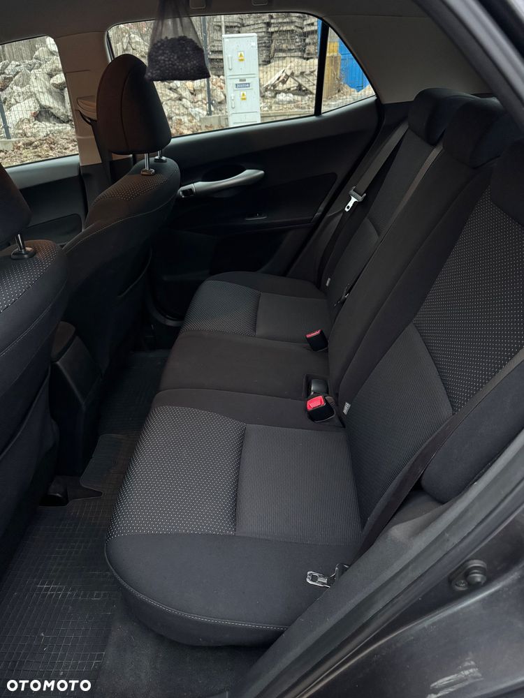 Toyota Auris 1.6 Premium - 21