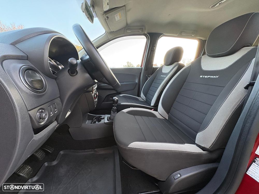 Dacia Lodgy Blue dCi 115 (7L) Stepway - 22