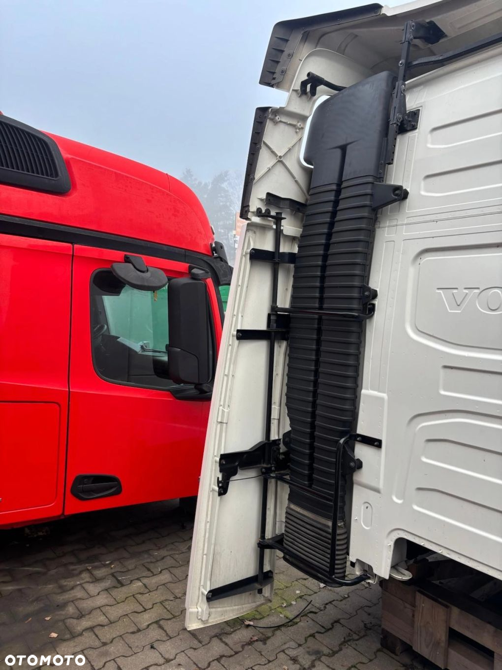 VOLVO FH4 - OWIEWKI SPOJLERY KOMPLETNE GLOB XL - 9