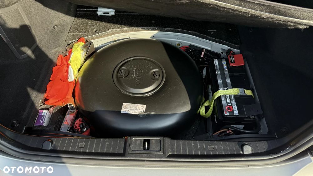 Mercedes-Benz Klasa E 200 Kompressor Automatik Classic - 20