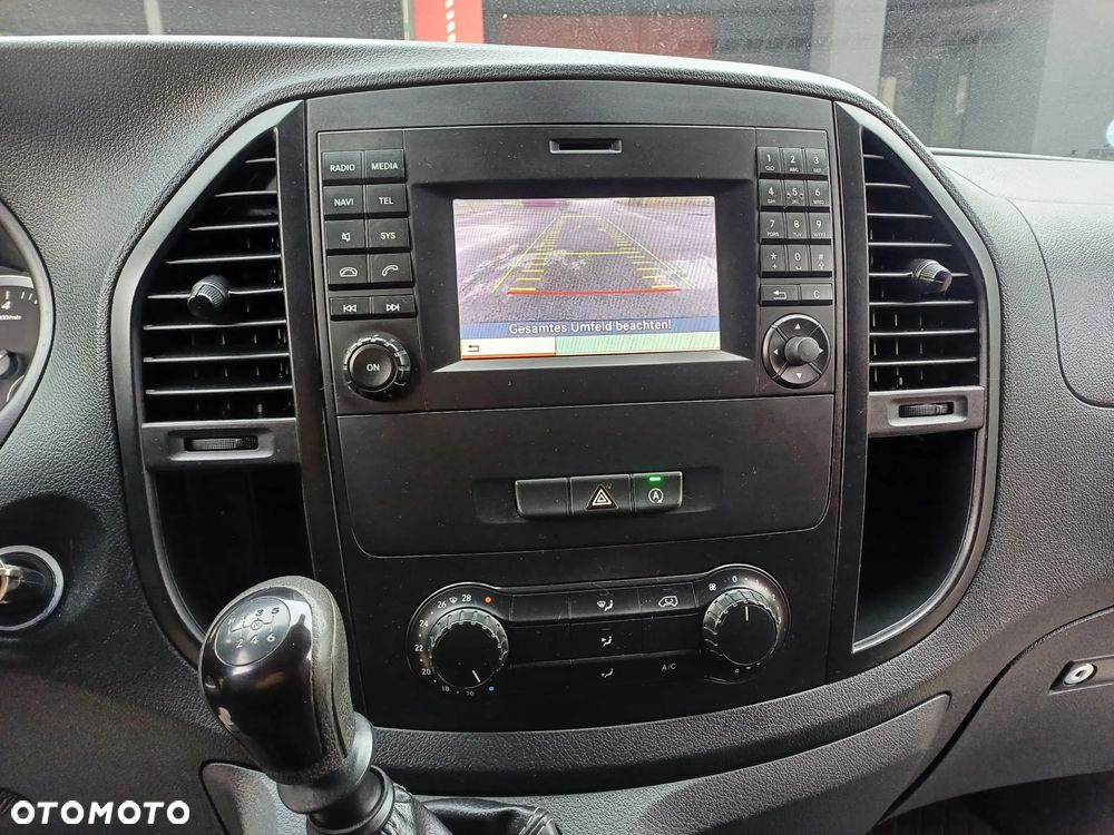 Mercedes-Benz Vito - 17
