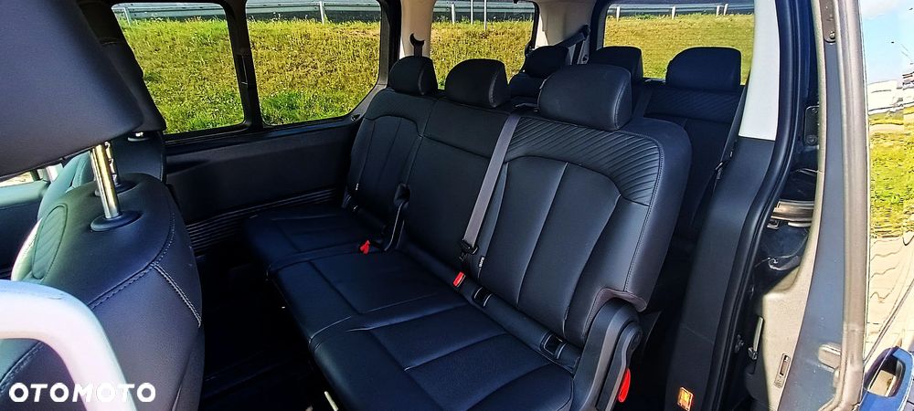 Hyundai Staria 1.6 T-GDI HEV Smart VIP - 24