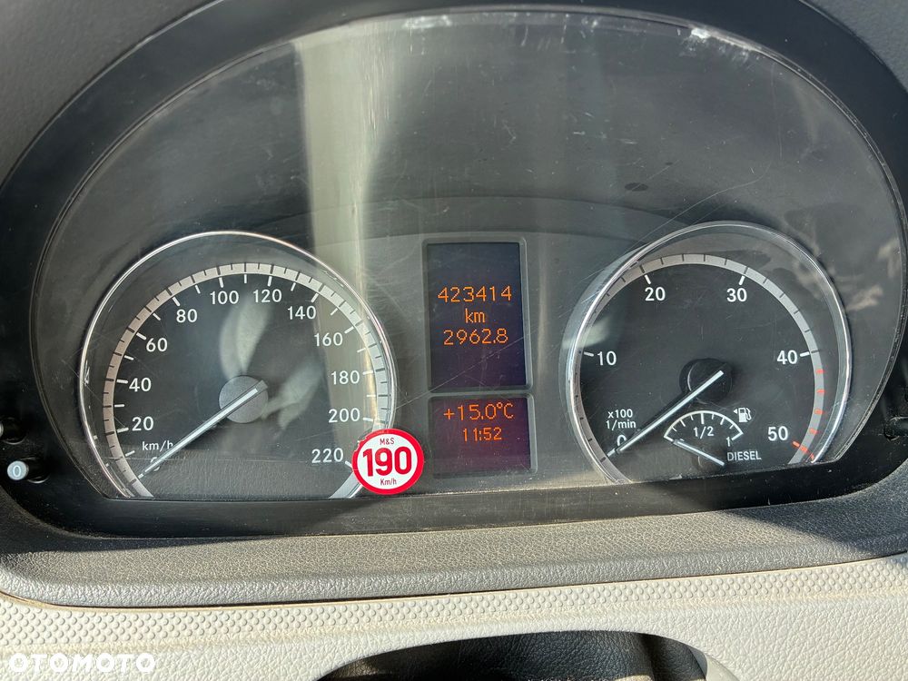 Mercedes-Benz Vito - 14