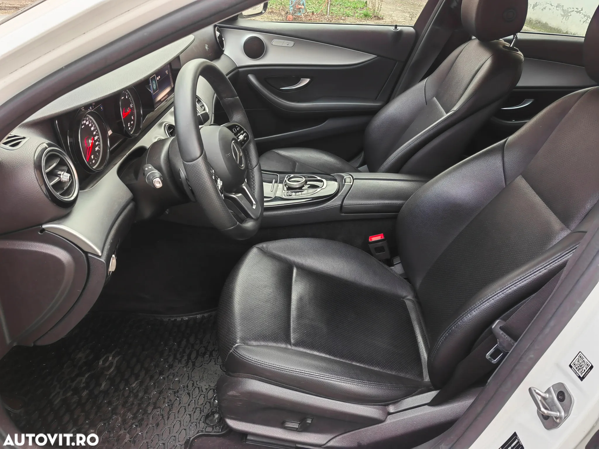 Mercedes-Benz E 220 d T-Modell Aut. - 11