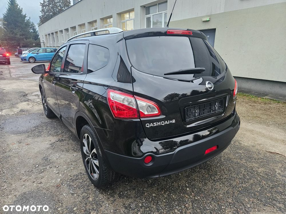 Nissan Qashqai+2 - 4