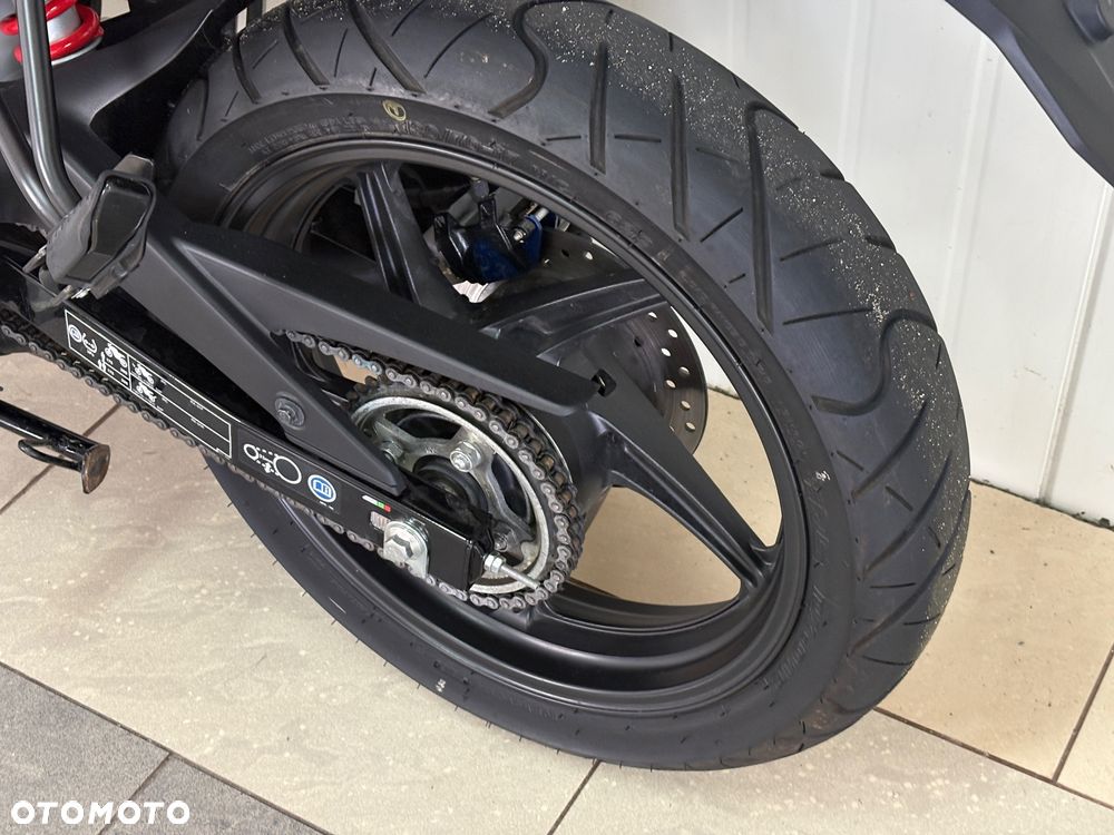 Honda CBR - 16