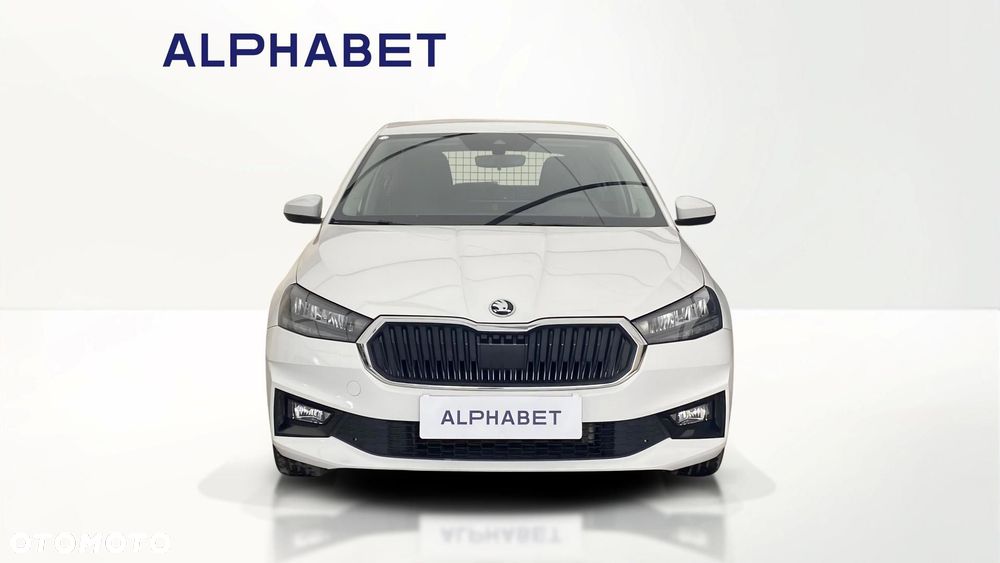 Skoda Fabia 1.0 Essence - 8