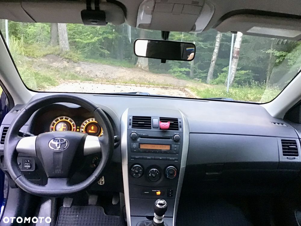 Toyota Corolla 1.6 Terra - 14