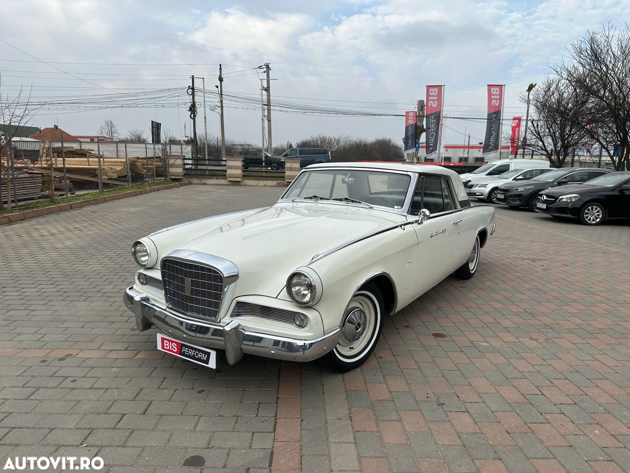 Studebaker Gran Turismo Hawk - 1