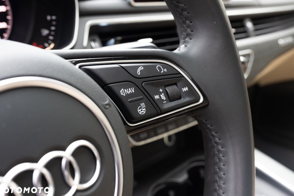 Audi A4 Limousine - 17