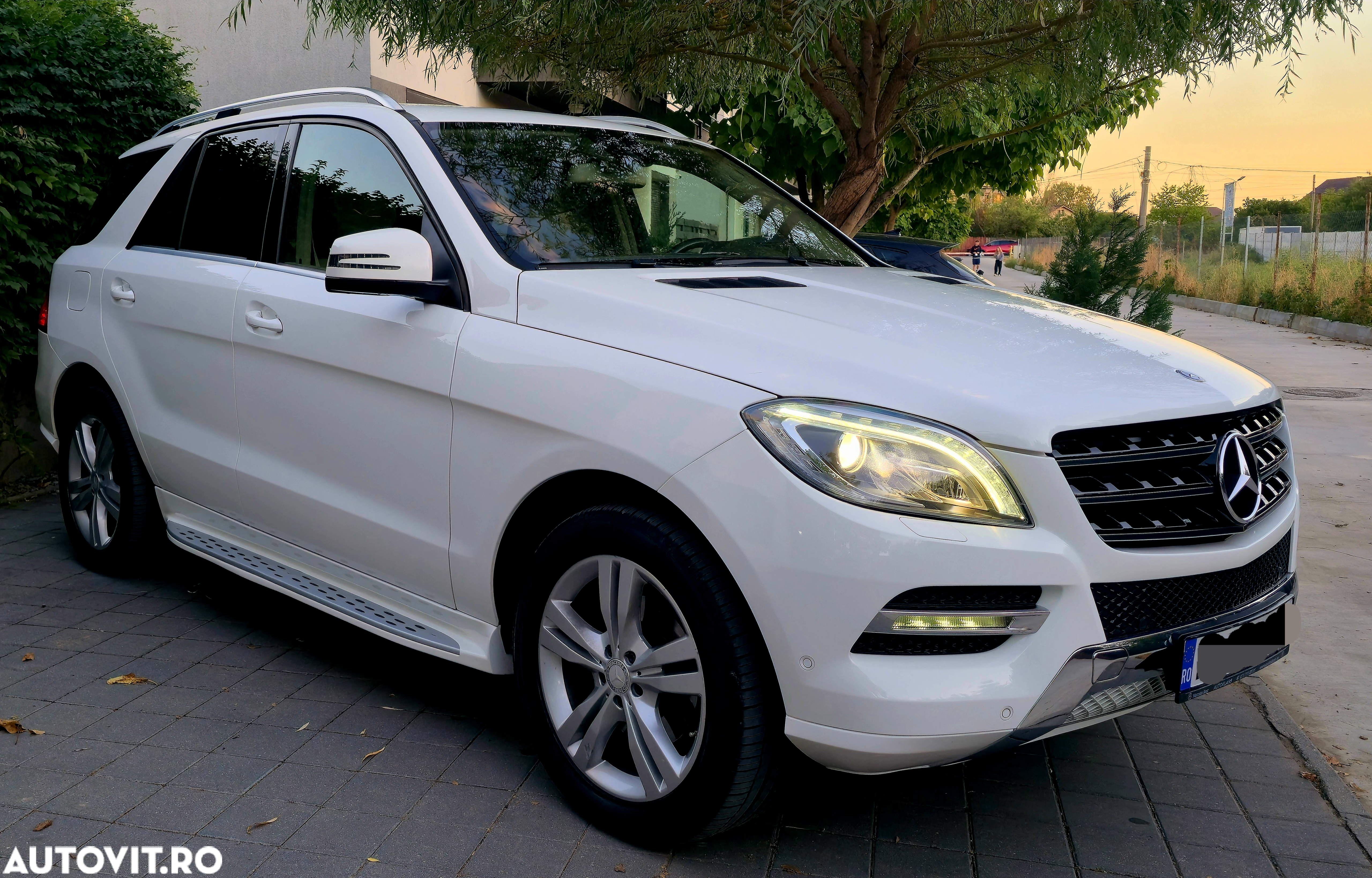 Mercedes-Benz ML 250 BlueTec 4MATIC Aut - 3